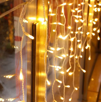 Cortina LED Cachoeira 3m 305LED – Natal, Jardim e Eventos Externos
