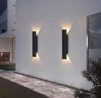 Luminária de Parede LED 18W – À Prova d’Água, Alumínio Preto para Áreas Externas
